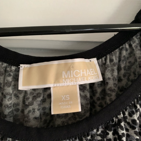 SOLD.  Michael Kors Top - Picture 4 of 5